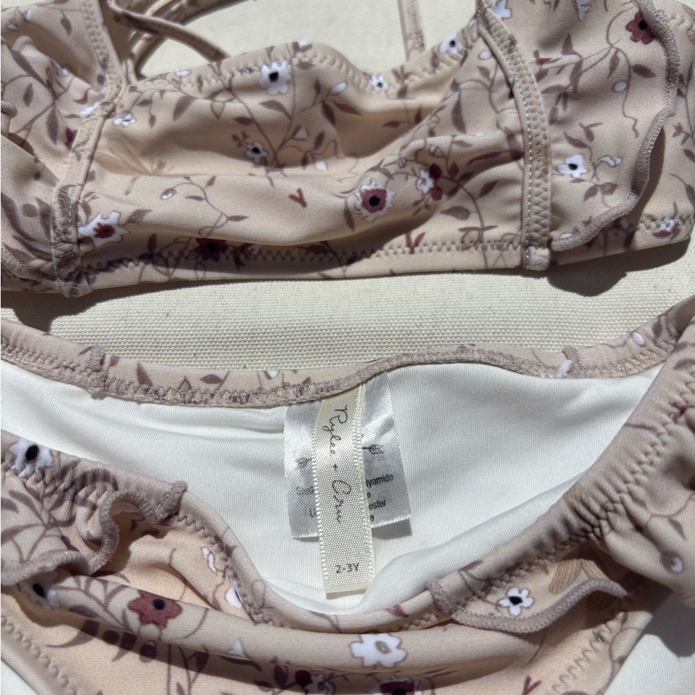 Floral Ruffle Bikini Set - Picture 2 of 3